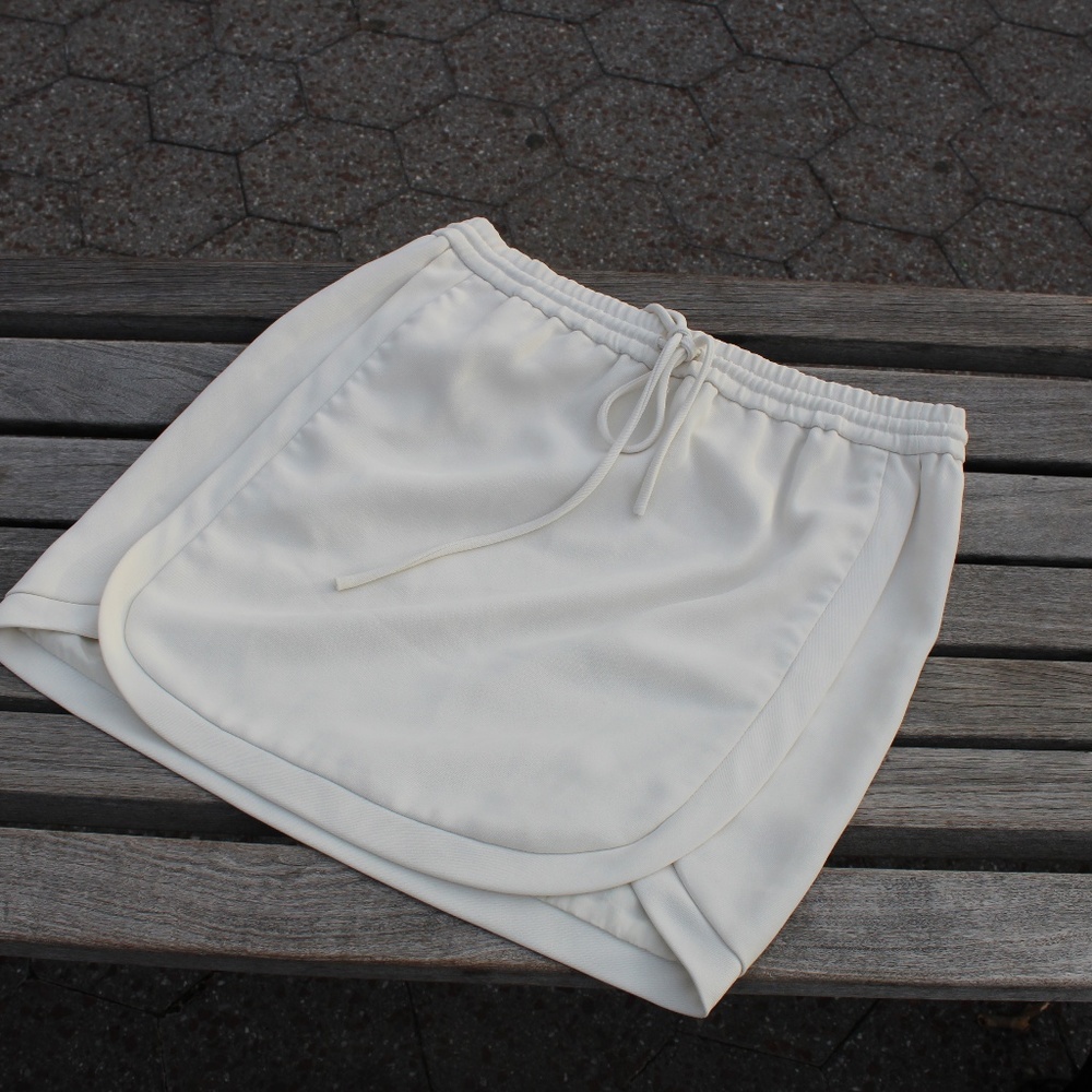 J Crew Drapey Double Twill Athleisure Skirt - Picture 4 of 6